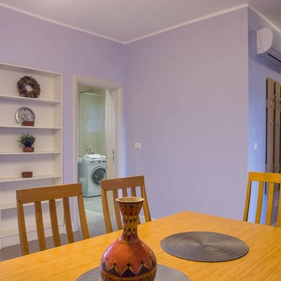 Alquiler de un espacioso apartamento de 2 habitaciones, 67 m², centro de la ciudad, Belgrado, Serbia